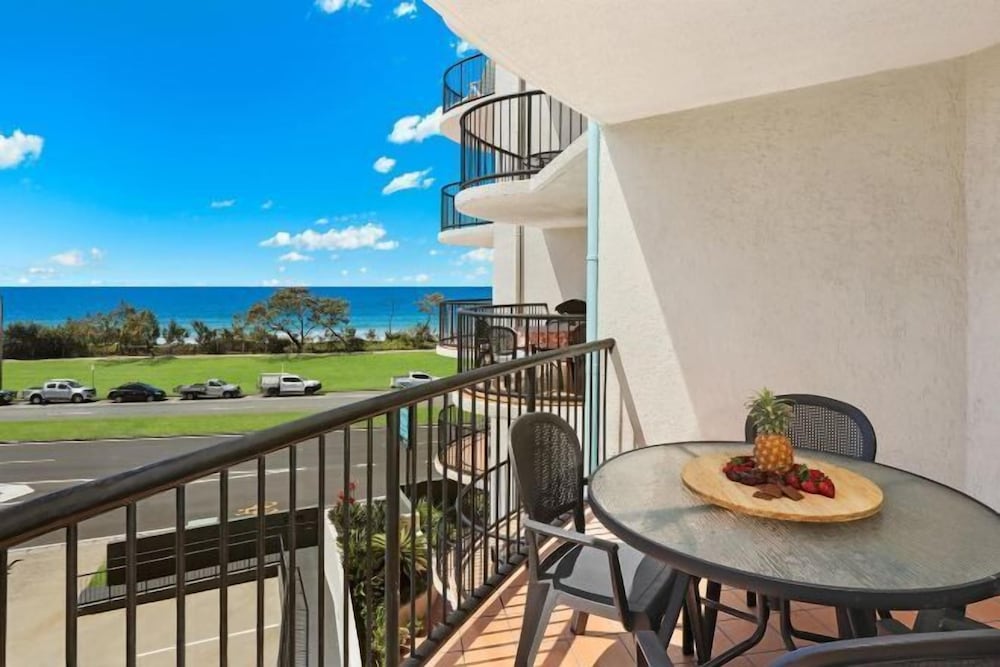OCEAN BOULEVARD 50/68