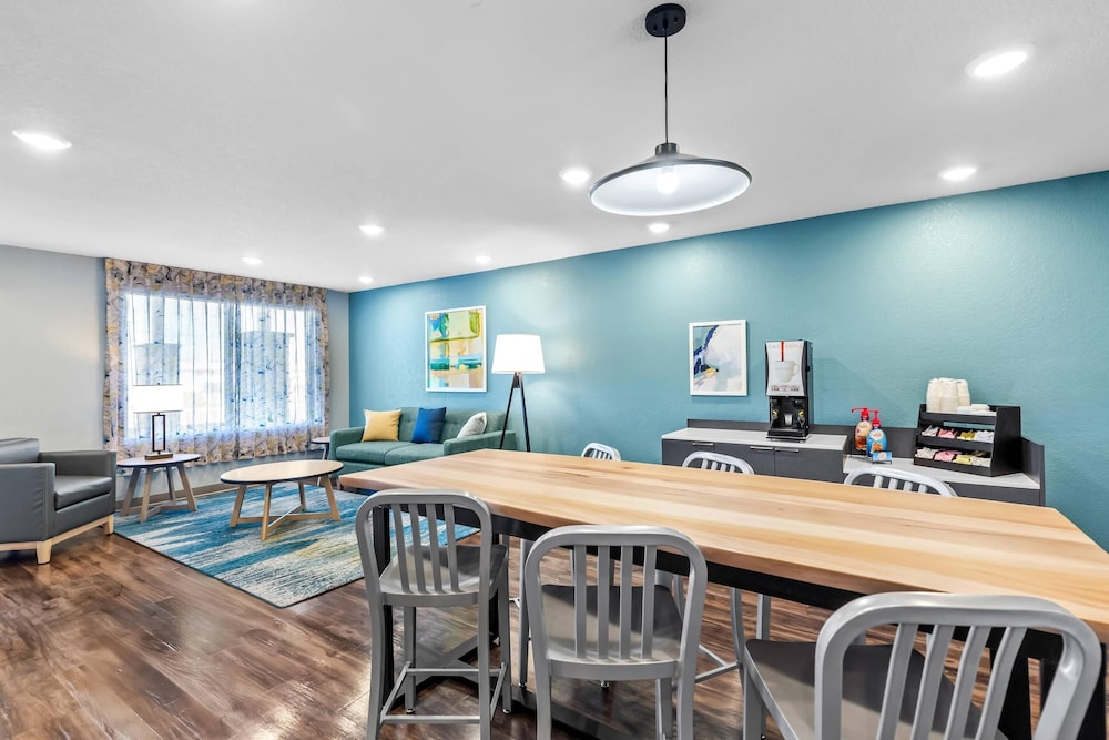 WoodSpring Suites St Peters-OFallon 23/38