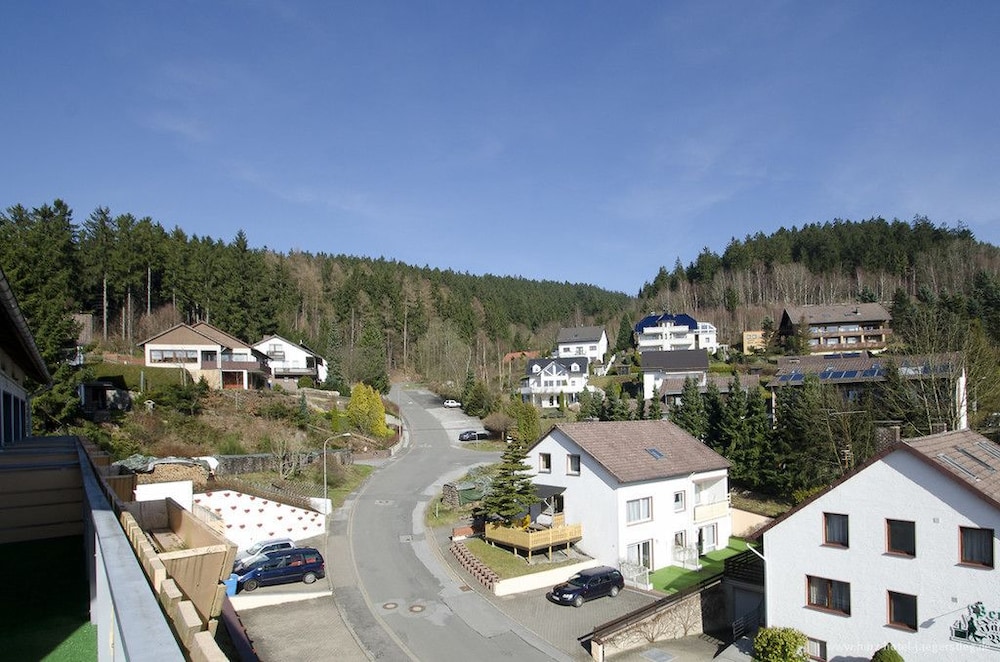 Hotel Pension Jägerstieg 37/42