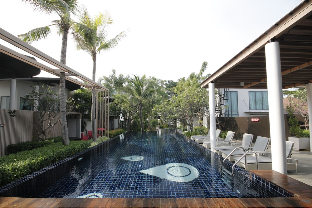Eco Moment Beach Resort 13/27
