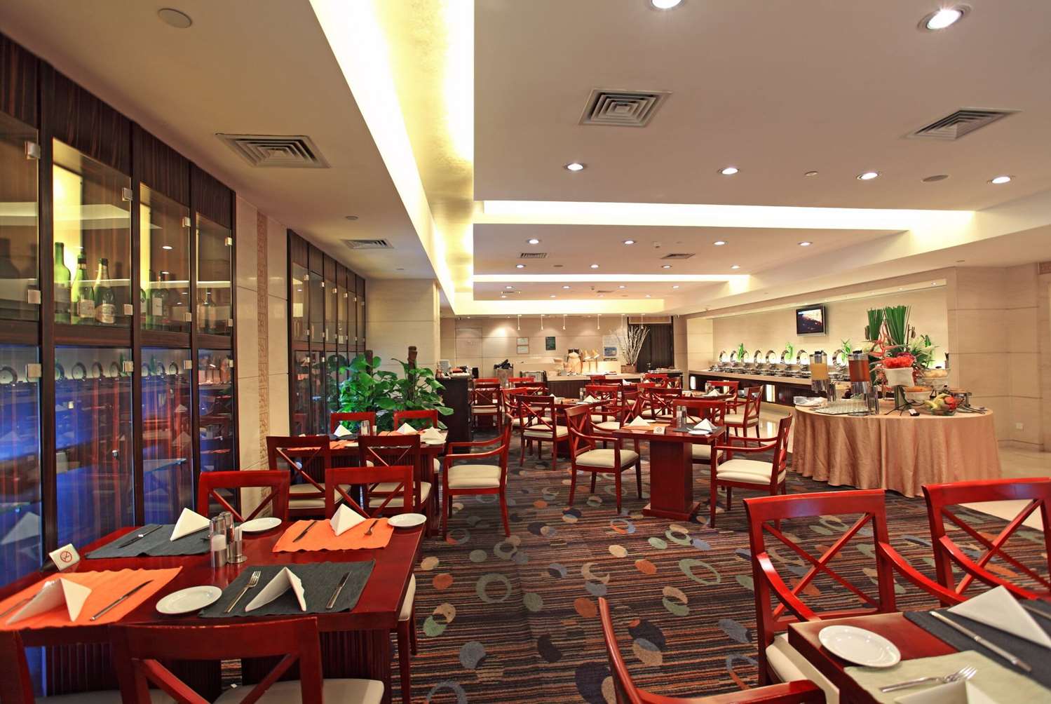Howard Johnson by Wyndham Huaihai Hotel Shanghai 6/8