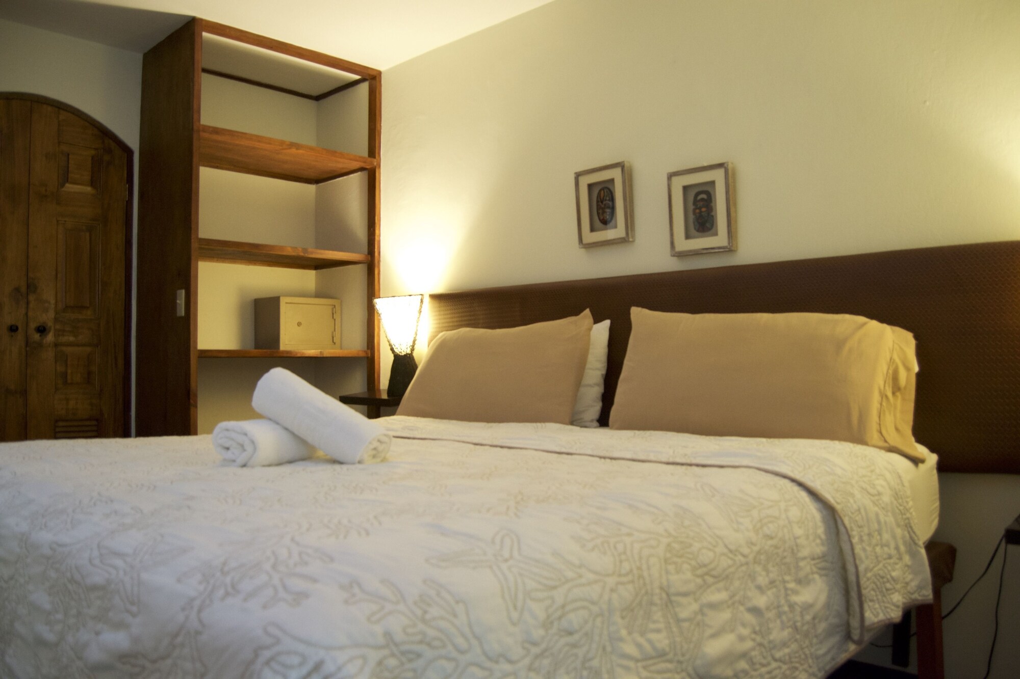 LOFT, SUPERIOR