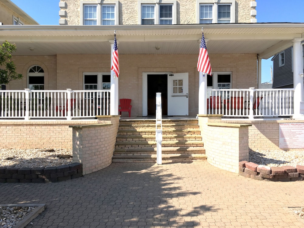 Belmar Inn 7/45