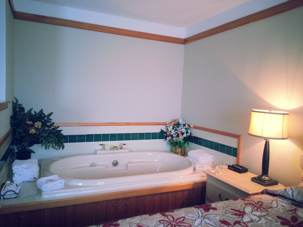 Granite Town Hotel 42/43