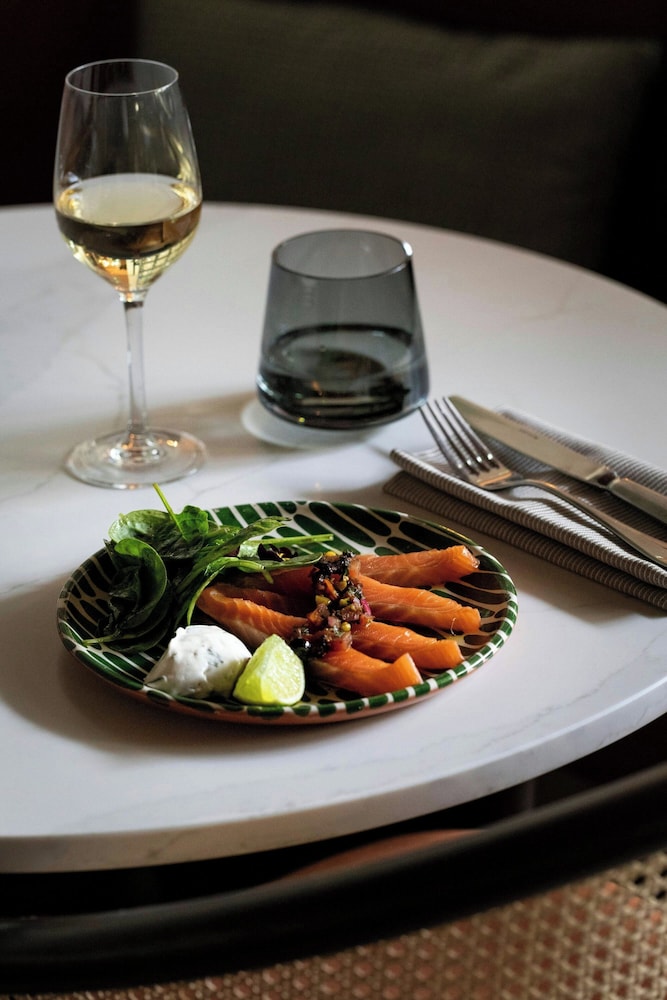 Le Parchamp, Paris Boulogne, a Tribute Portfolio Hotel 33/66