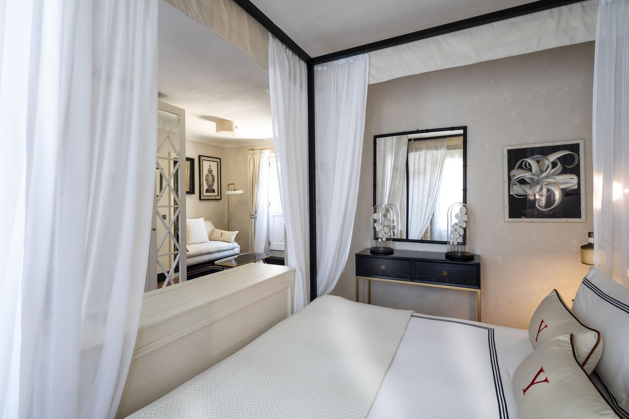 Duplex, Garden, Suite, Terrace