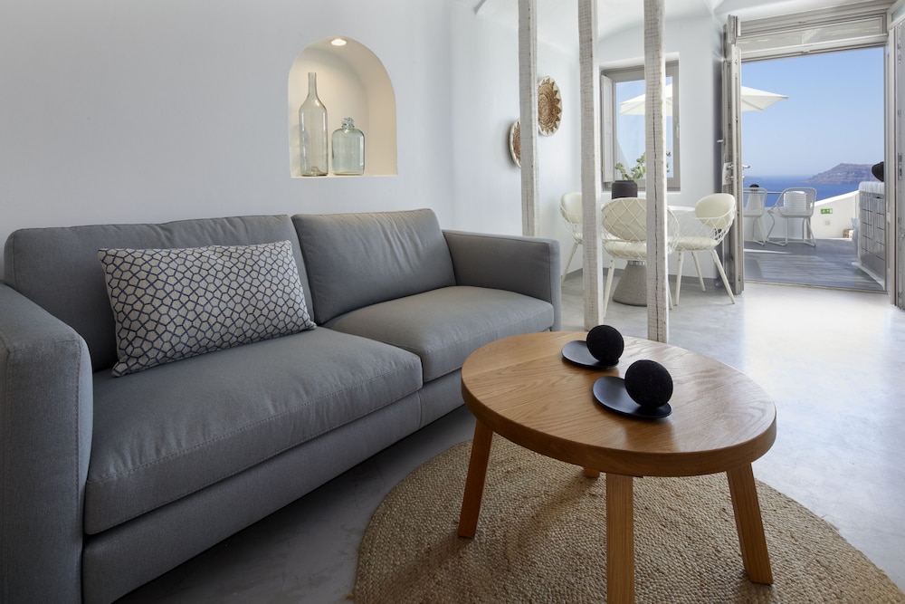 Filotera Suites 37/77