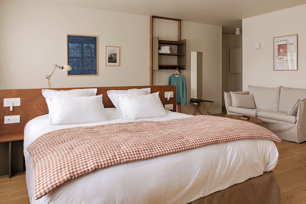 Suite, Queen Bed
