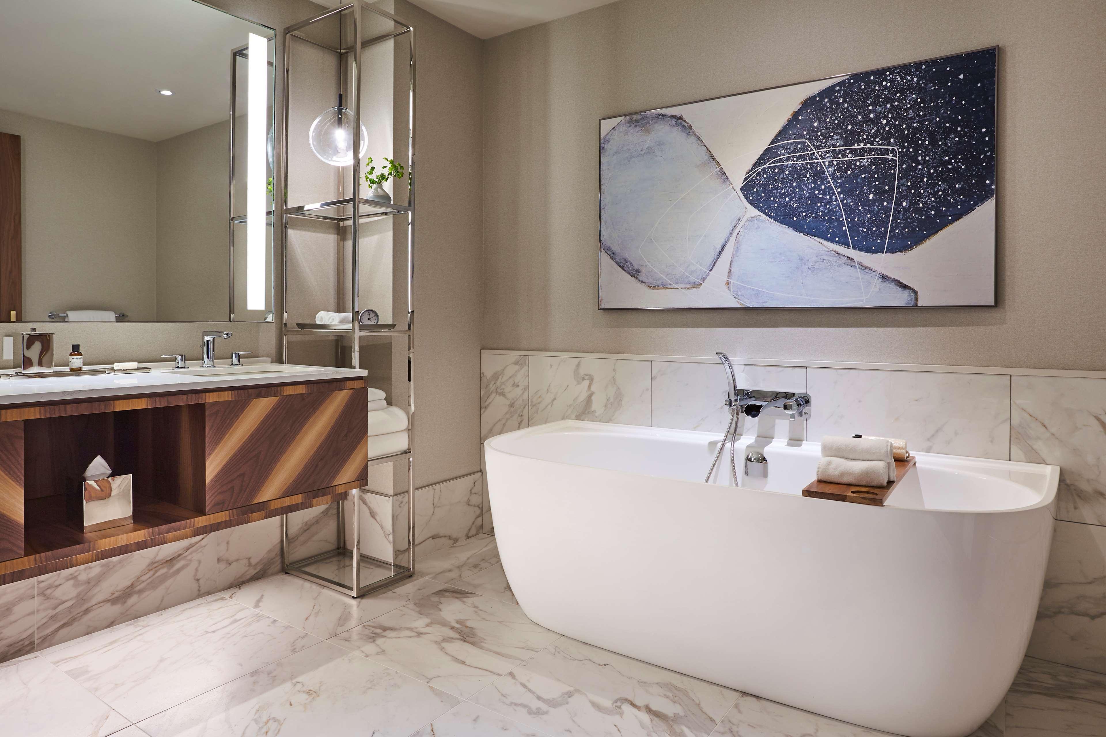 Presidential, Suite