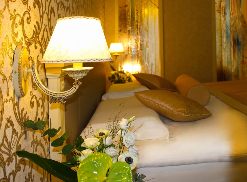 Grand Hotel & Spa Tirana photo5