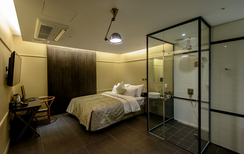 JB Design Hotel 29/77