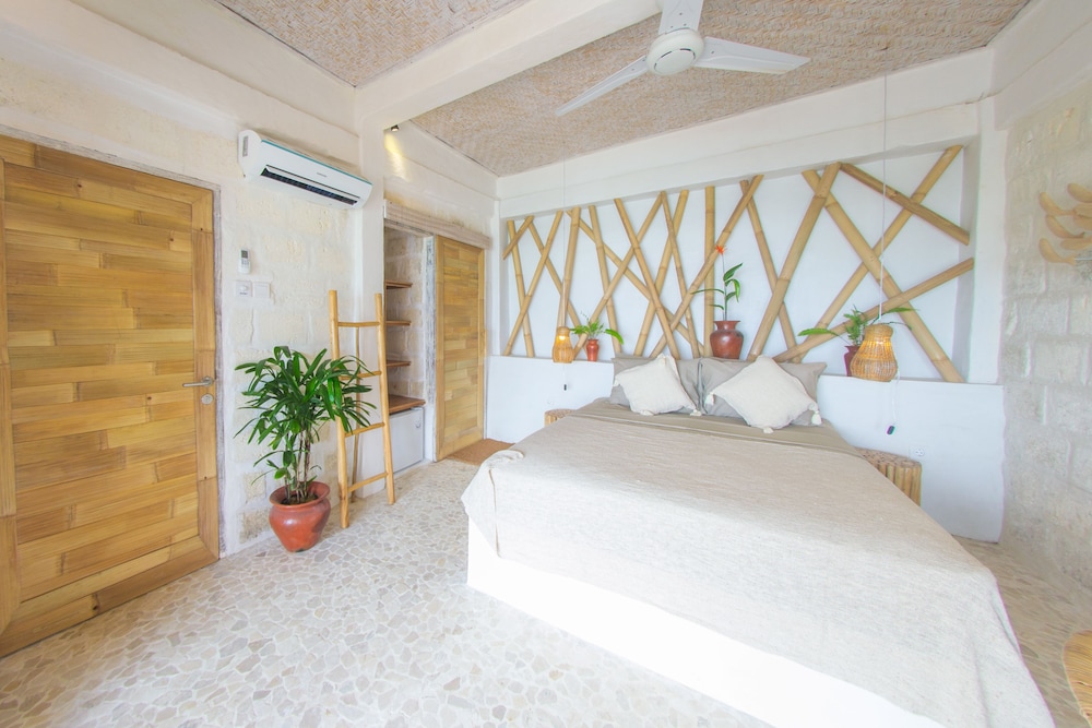 Le Cliff Bali 14/79