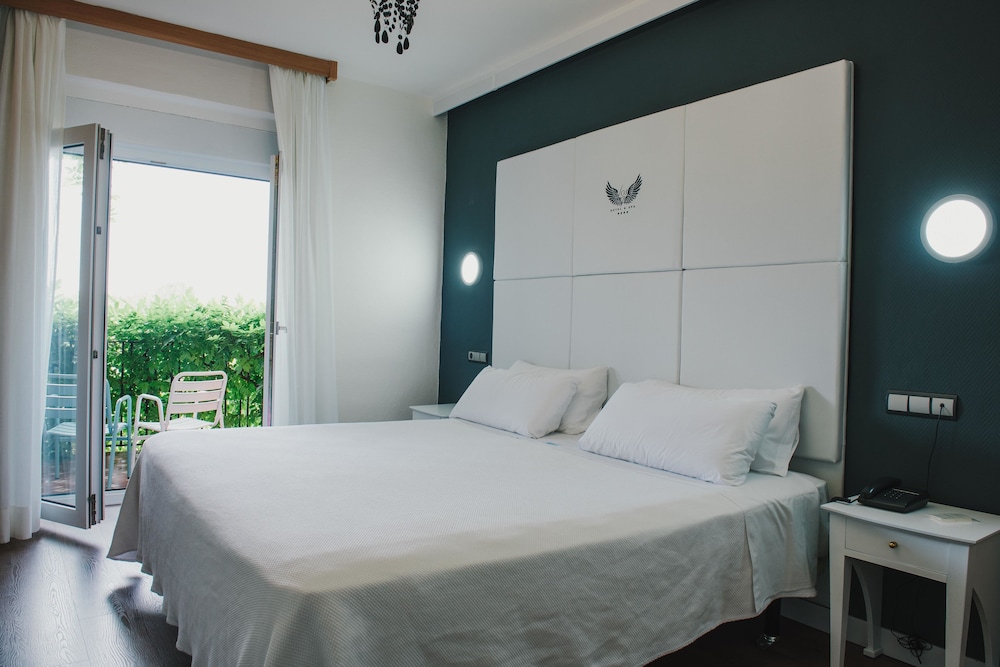 Hotel Los Angeles & Spa 6/50