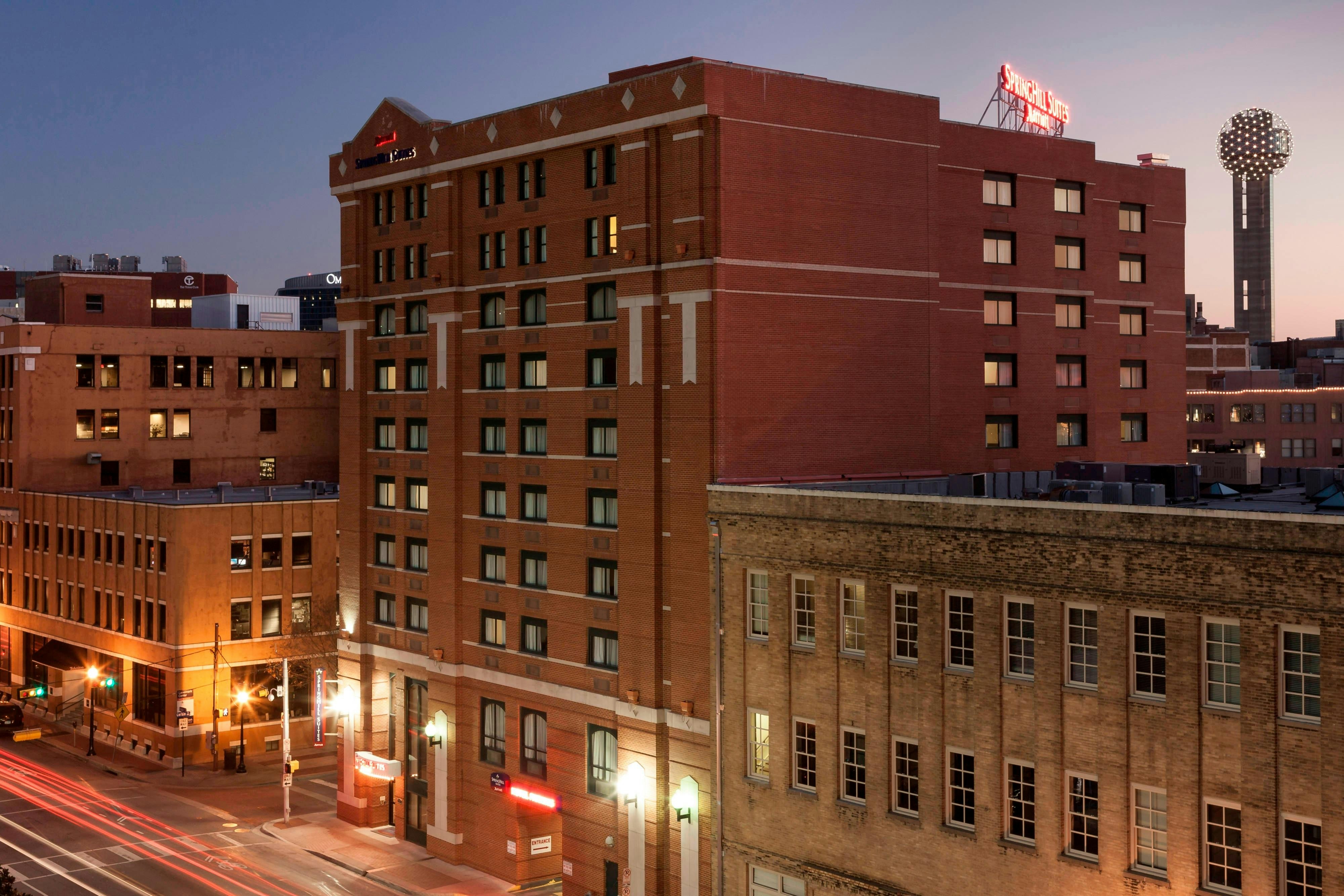 SpringHill Suites Dallas Downtown/West End 2/2