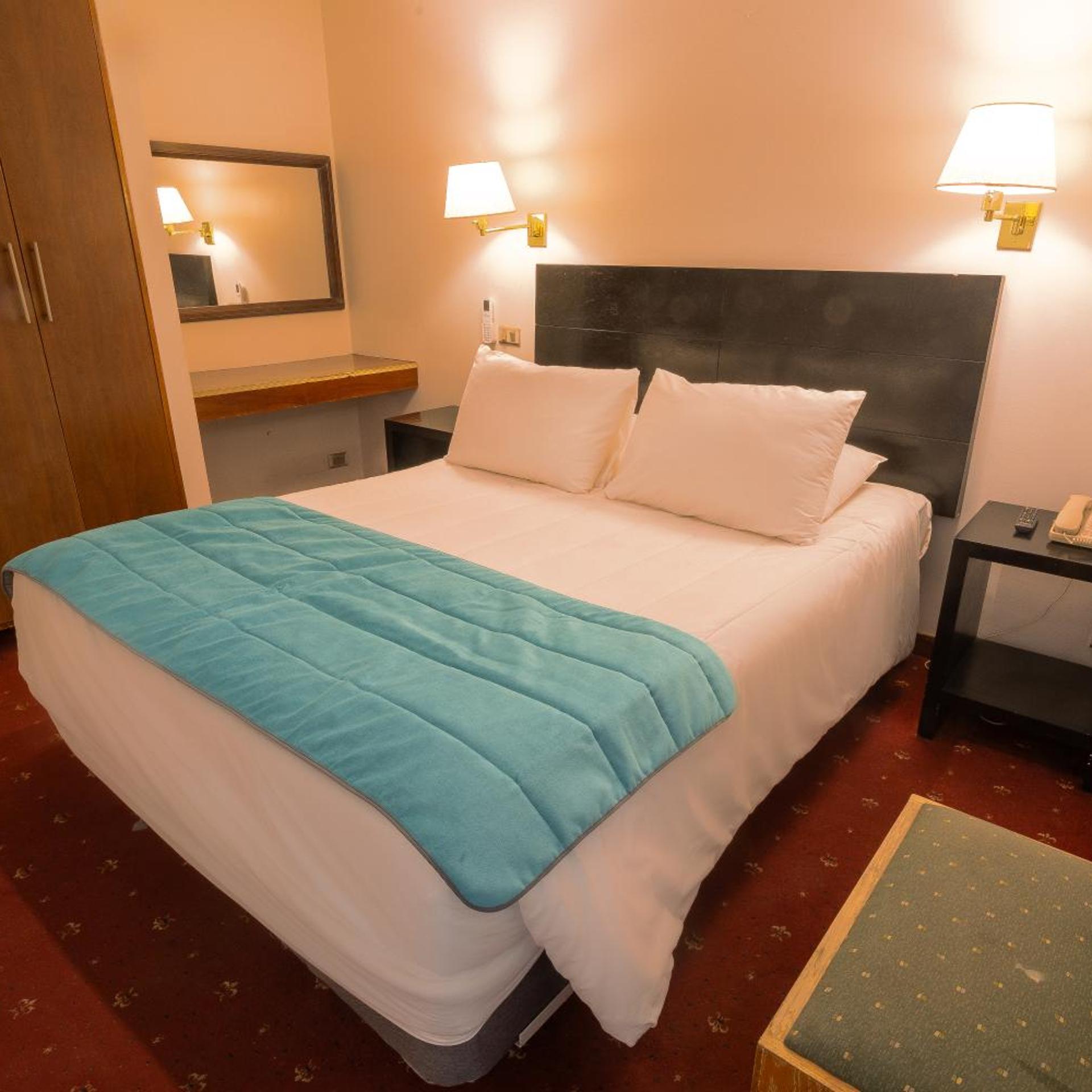 Hotel Gavina Express 16/54
