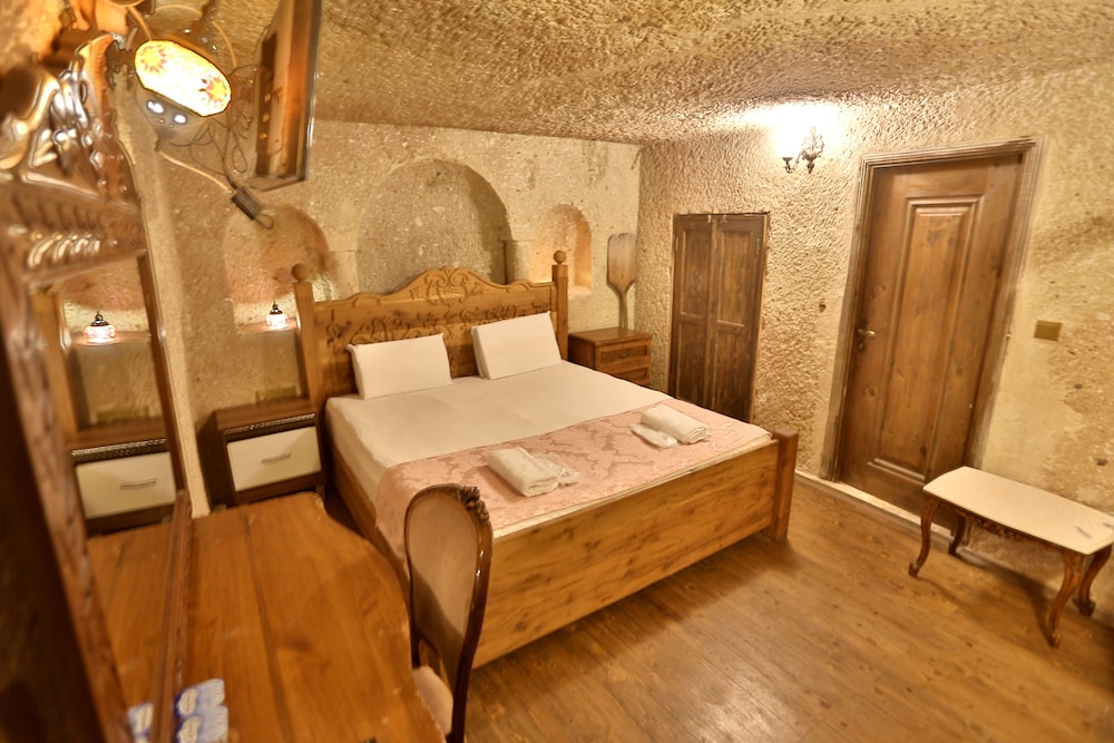 STANDARD, DOUBLE BED