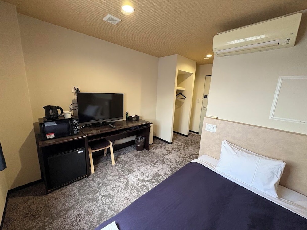 Hotel Livemax Himeji Ekimae 27/42