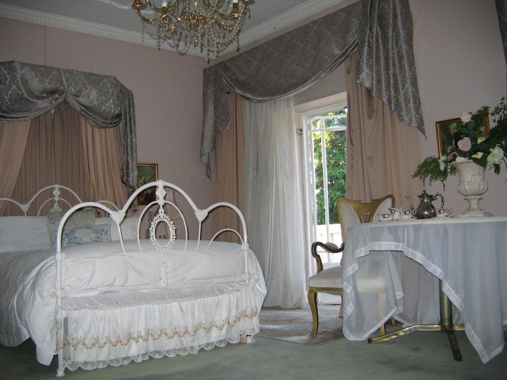 Bridal, Victorian, Suite