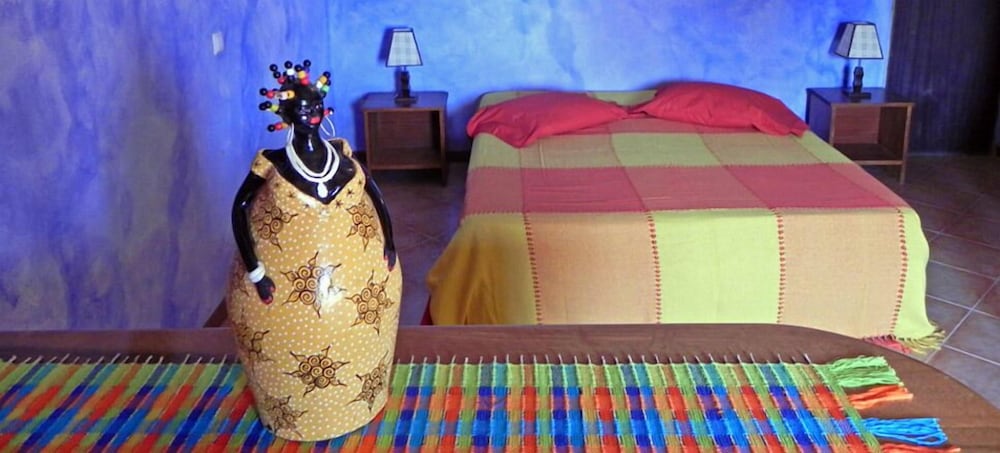 Sakaroule Bed And Breakfast 6/33