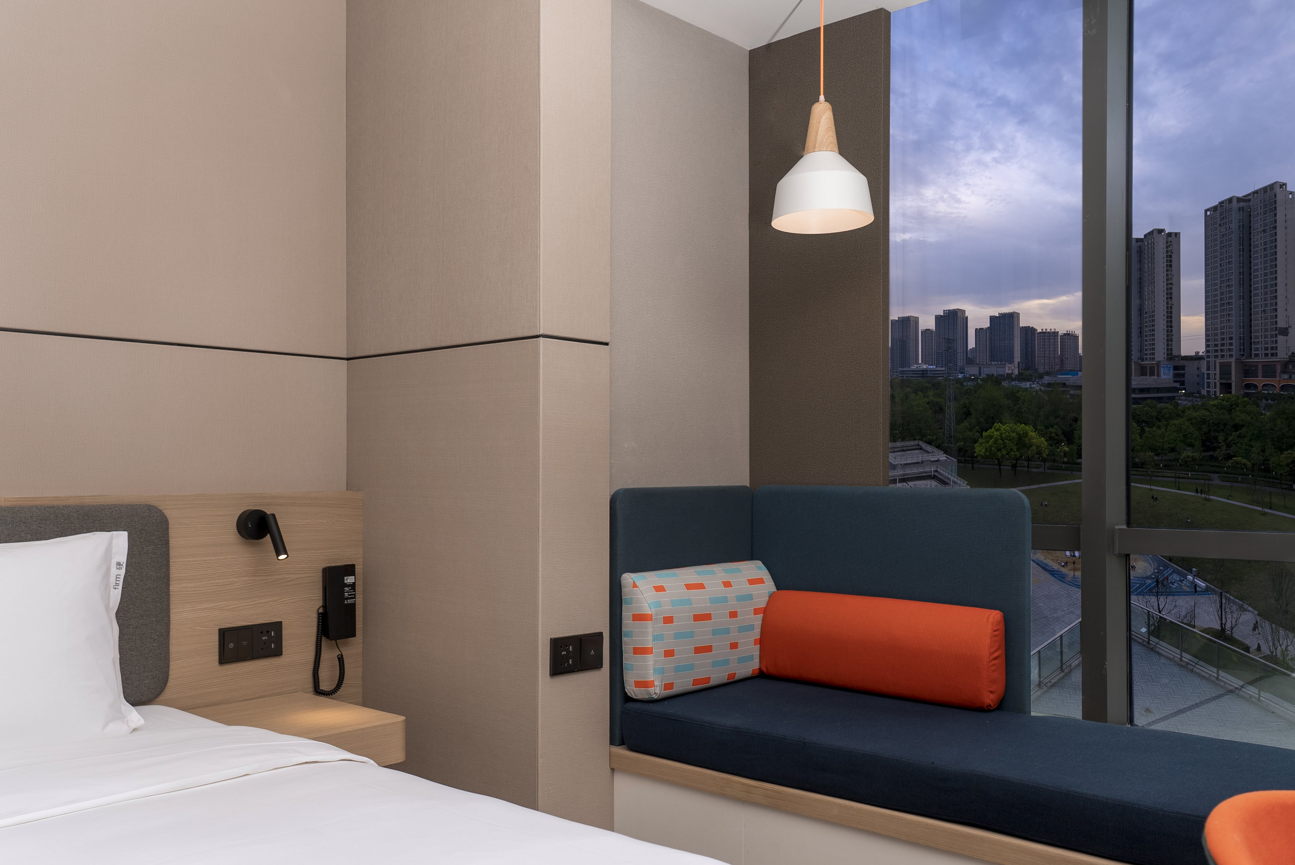 Standard, King Bed, Garden View, Extra Floor Space