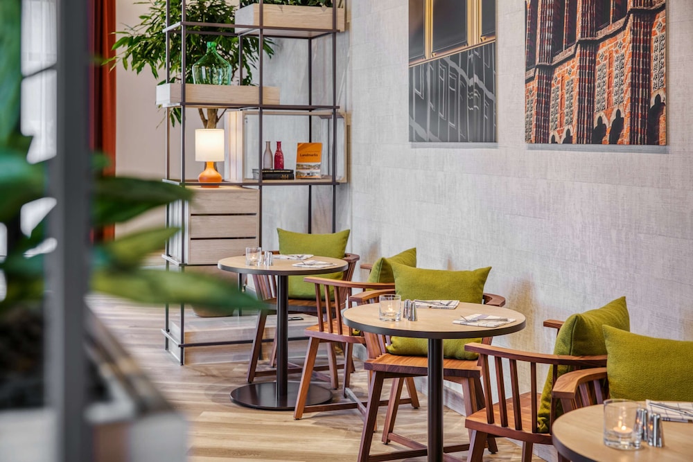 Intercityhotel Hannover Hauptbahnhof Ost. 26/44