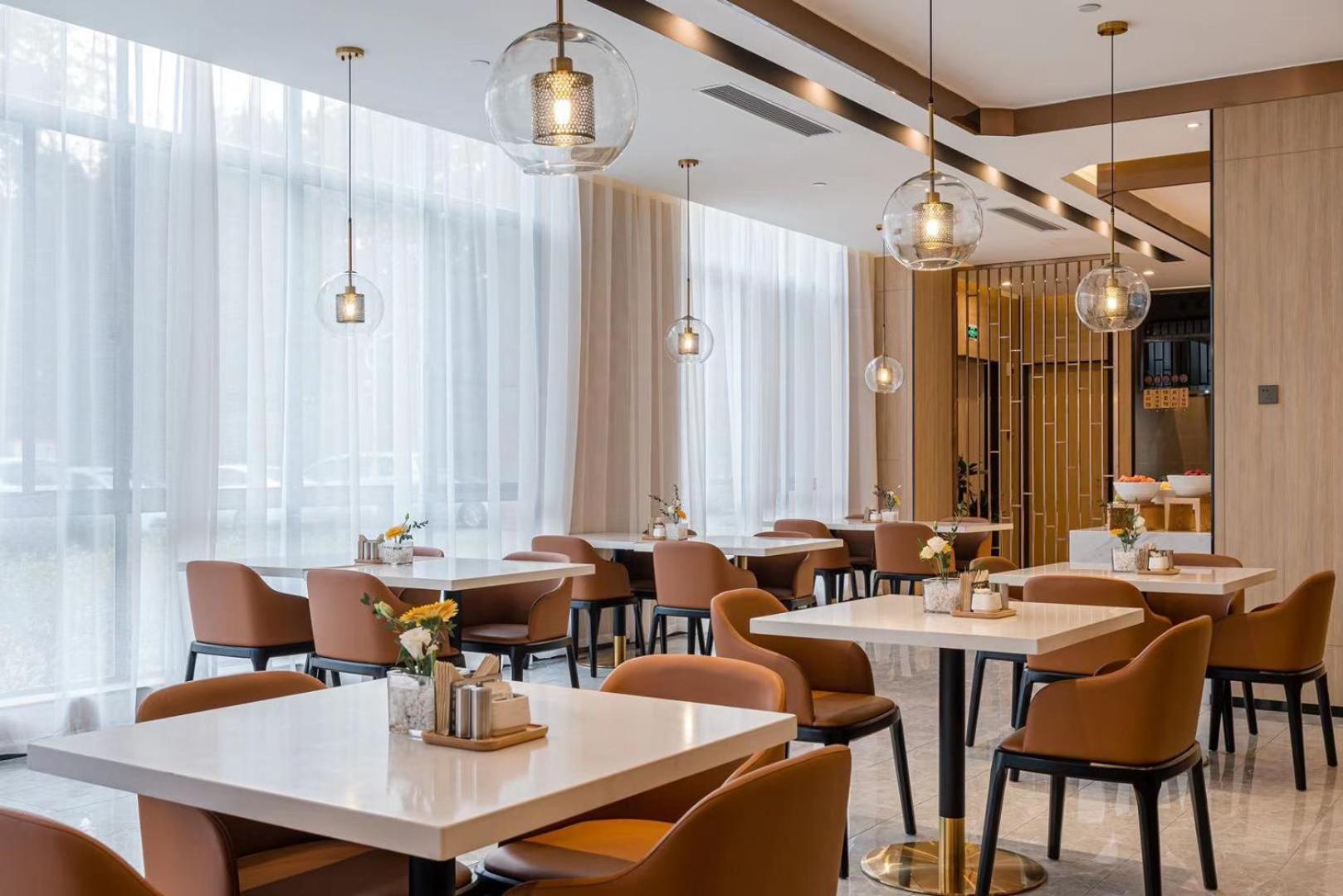 Atour Hotel Chongxian Banshan Hangzhou 51/61