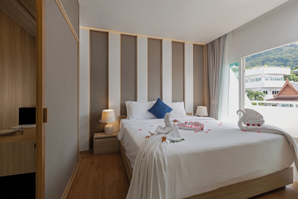 1 Bedroom, Roof Top, Penthouse Suite, King Bed, Hot Tub