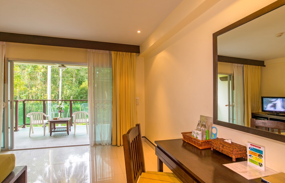 Lanta Pura Beach Resort 28/28