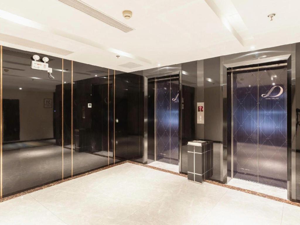 Xana Deluxe Hotel (Beijing Guanganmen Subway Station) 16/48