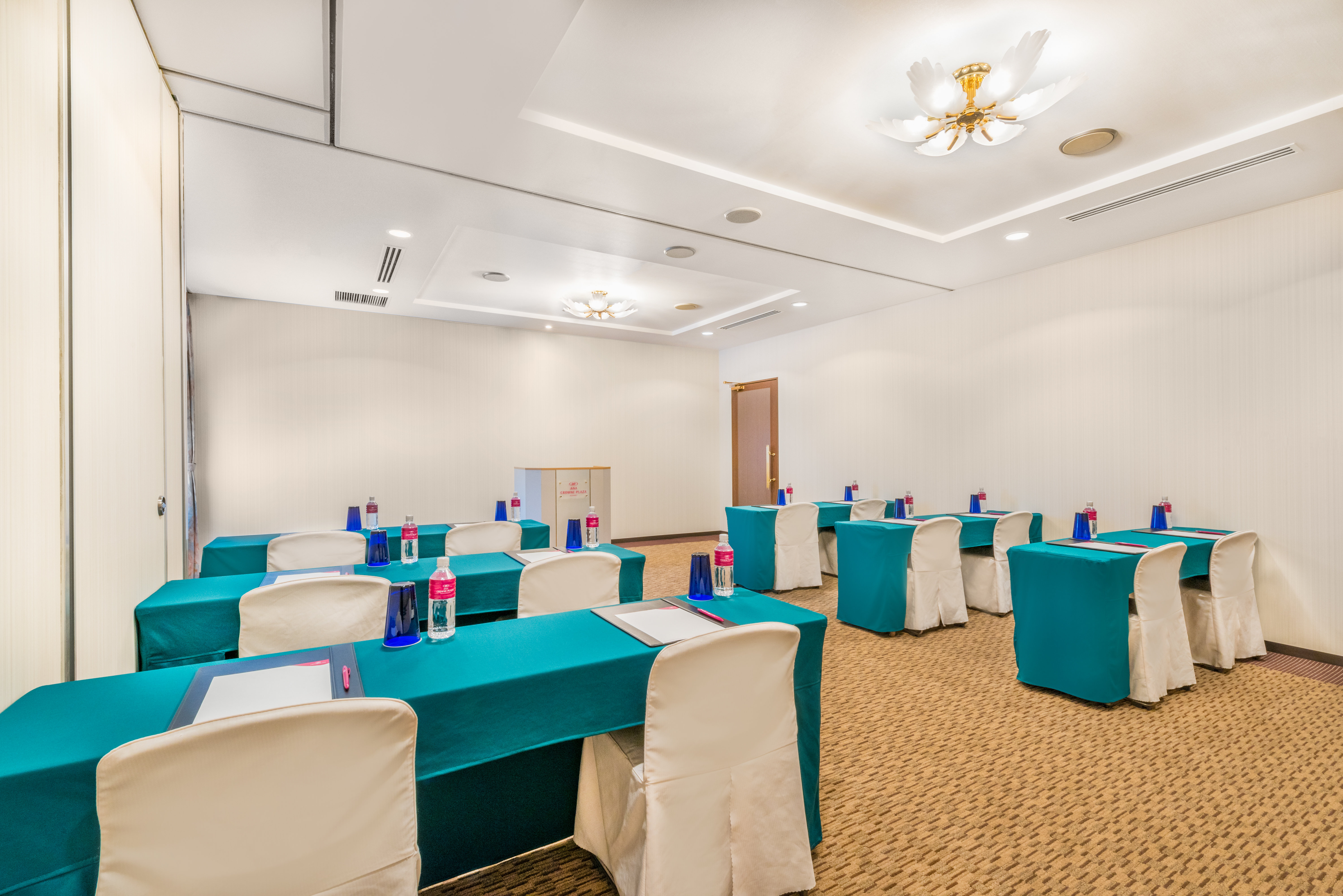 Crowne Plaza Ana Kushiro 69/71