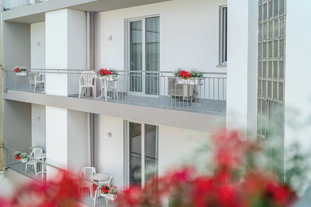 Hotel Centrale 3/50