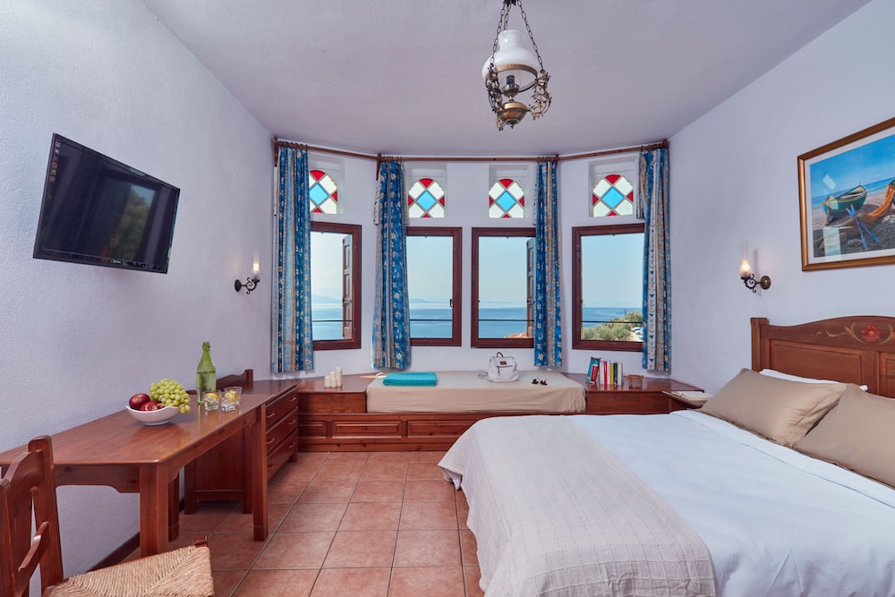 Leda Village Resort 11/50