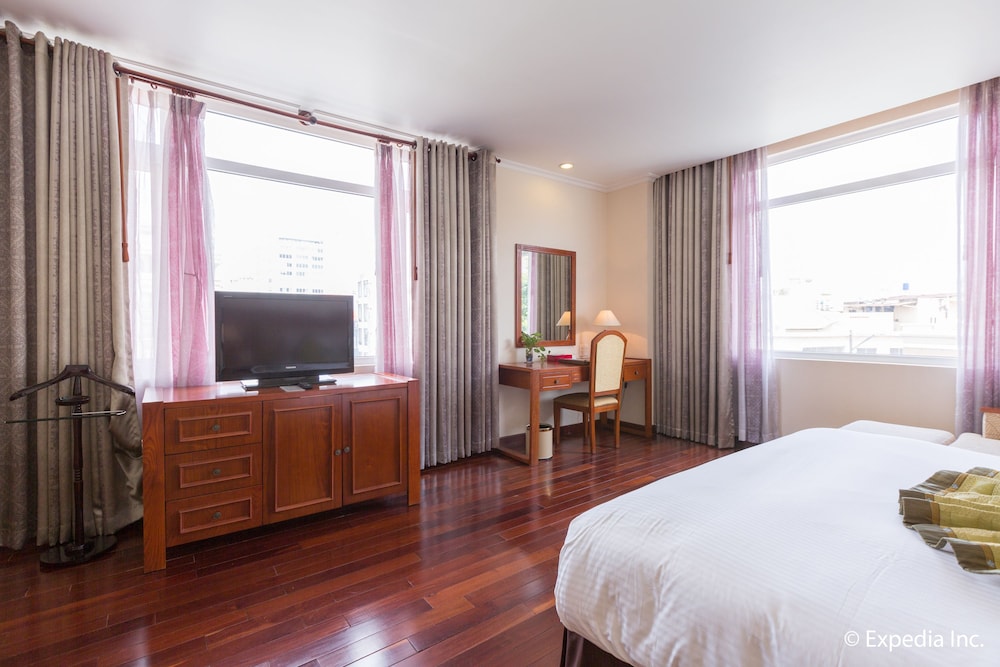 First Hotel 35/71