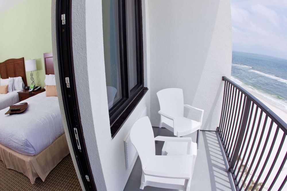 Hampton Inn Suites Orange Beach Gulf Front 23/76