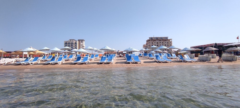 Nil Hotel 44/47