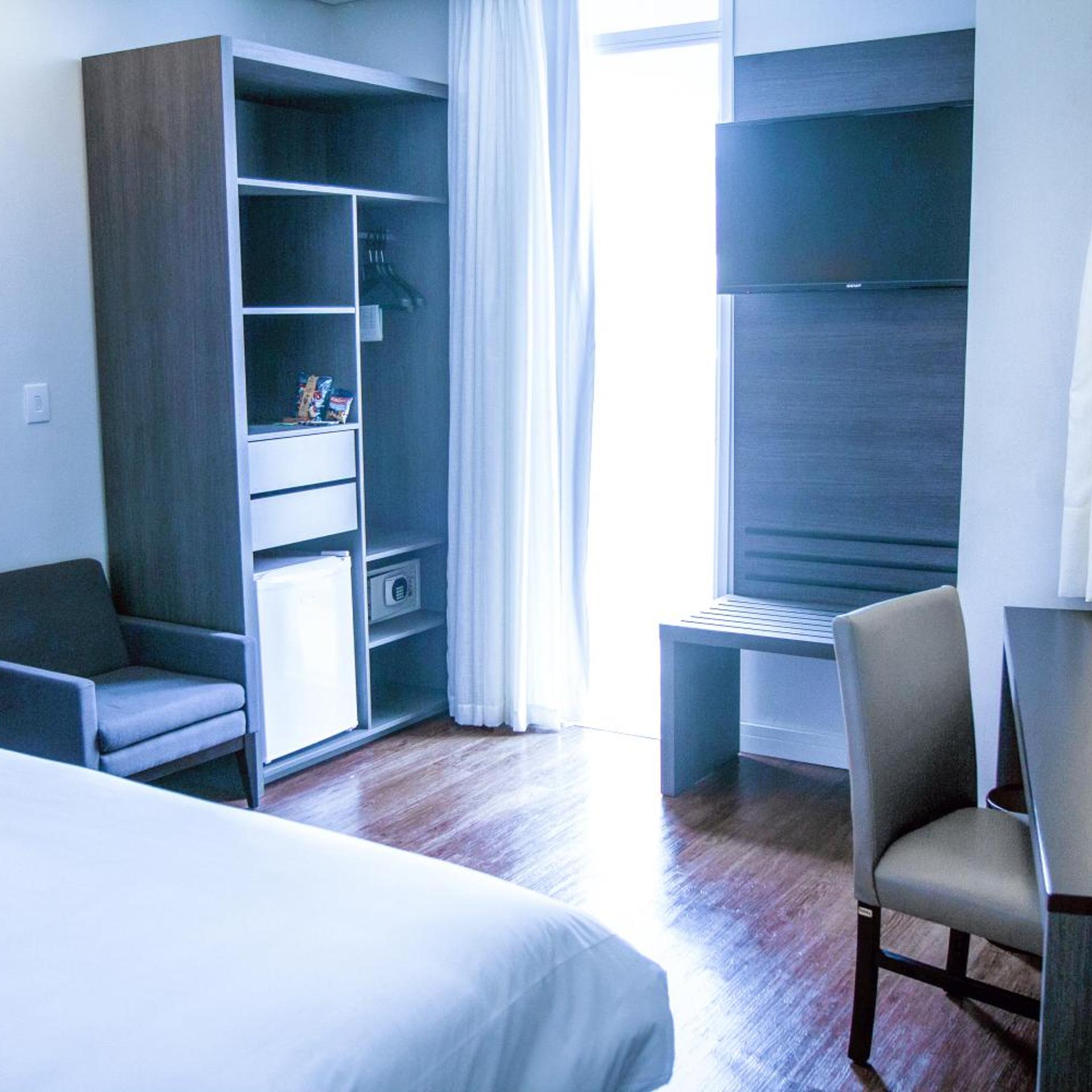 FRATELE BUSINESS HOTEL 23/59