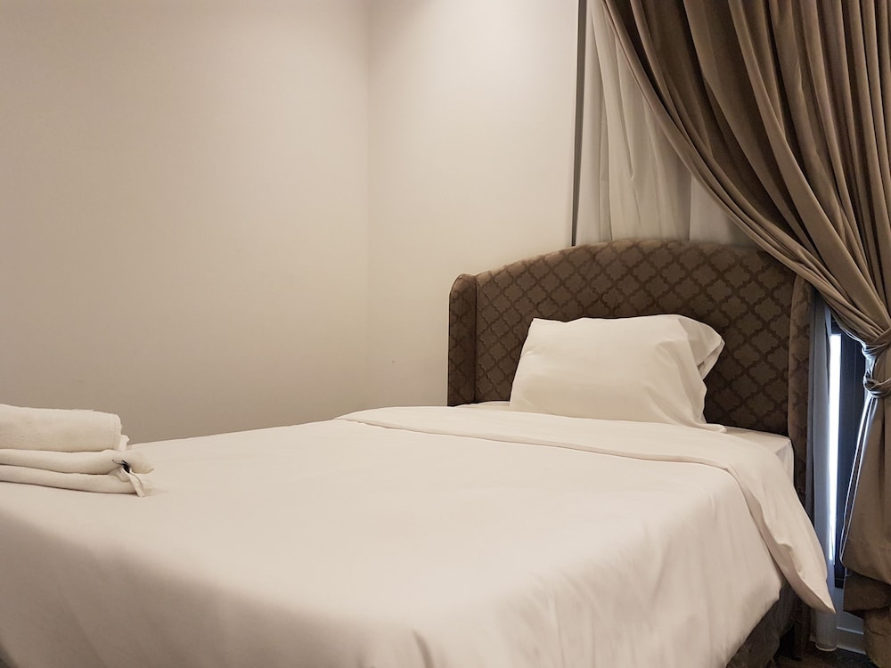 Magic Suite Hotel Salmiya 14/51