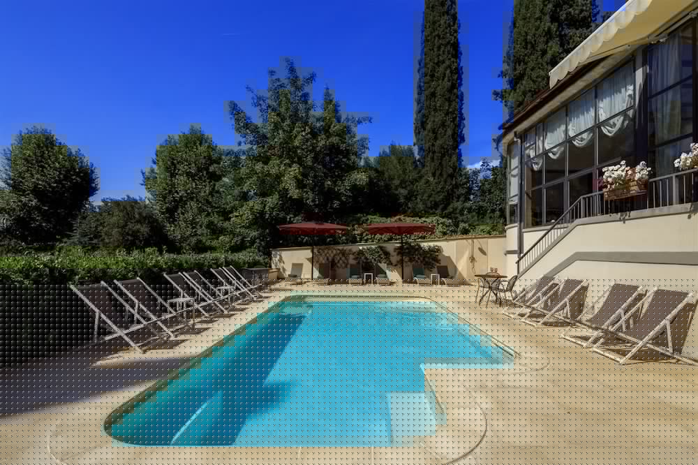 Villa Carlotta 8/56