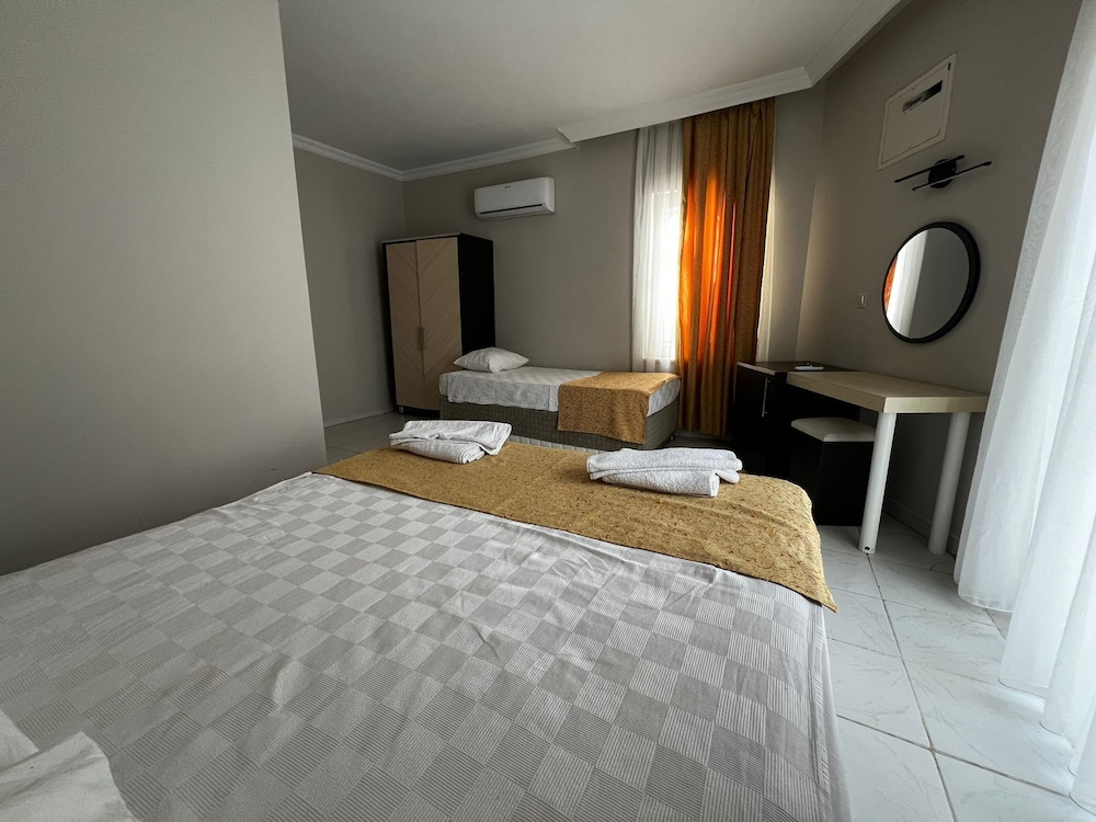 STANDARD, DOUBLE OR TWIN BED