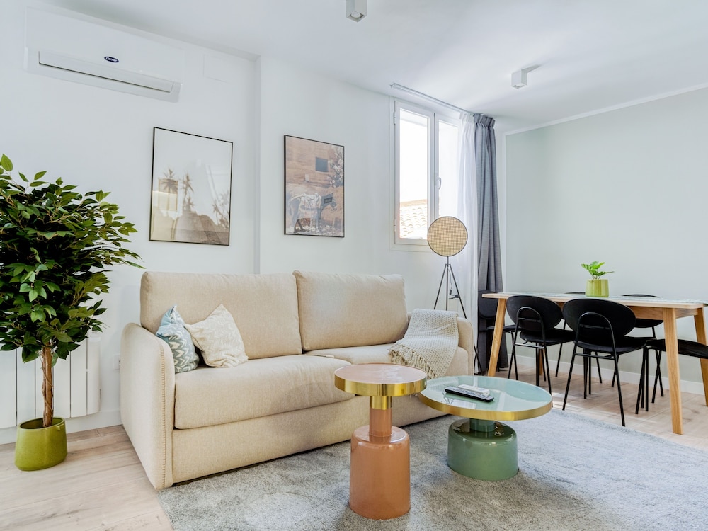 limehome Madrid Calle Ave Maria 19/50