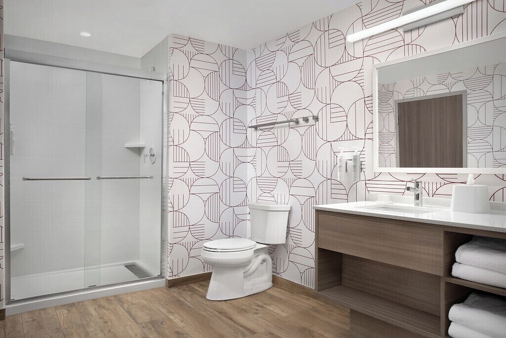 جناح بسرير كينج بغرفة نوم واحدة مع أريكة، Home2 Suites by Hilton Weston Ft. Lauderdale 2/2