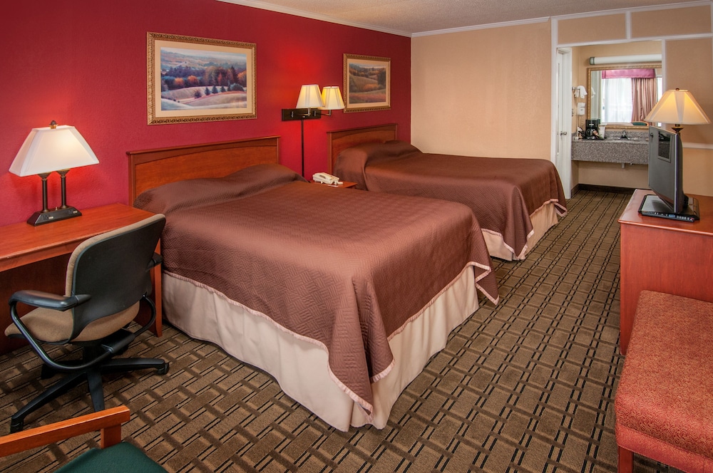 Travelodge By Wyndham Beckley 13/29