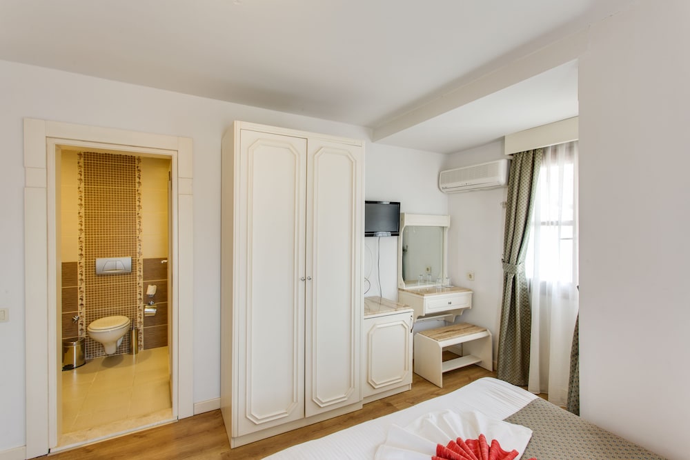 Sherwood Premio Hotel 24/50