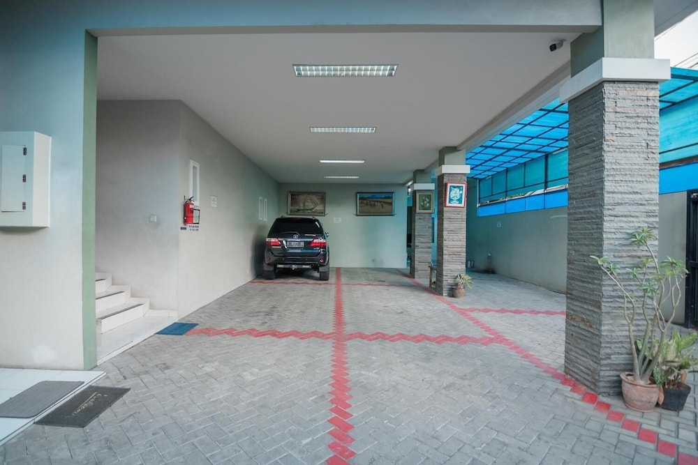 Reddoorz Plus Near Semanggi 27/30