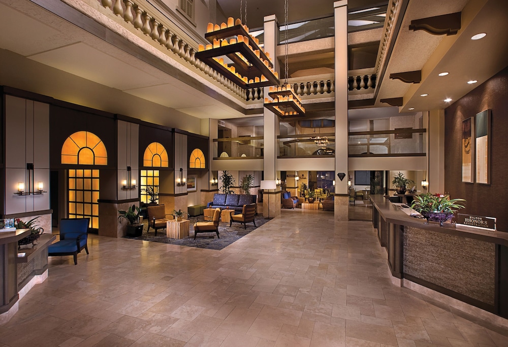 Hilton Phoenix Tapatio Cliffs Resort 54/75