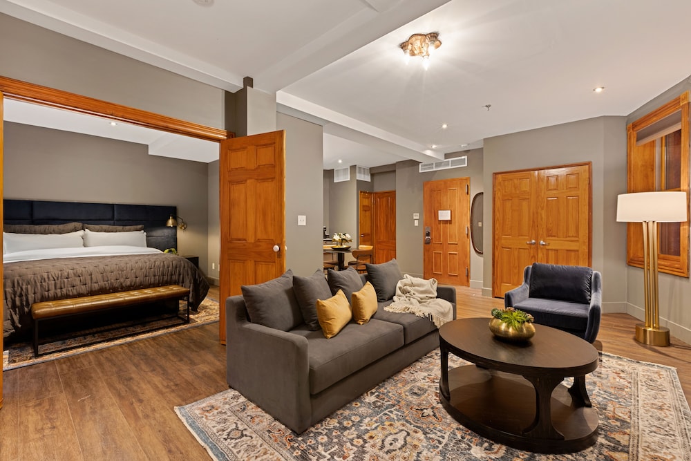 Blue Moon Boutique Hotel 32/50