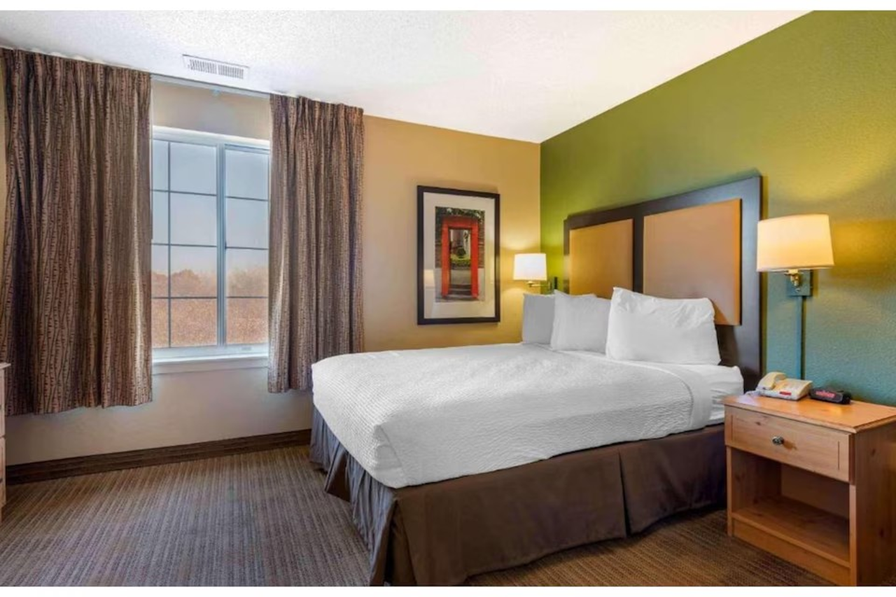 Motel6 Minneapolis Airport Eagan North MN 14/19