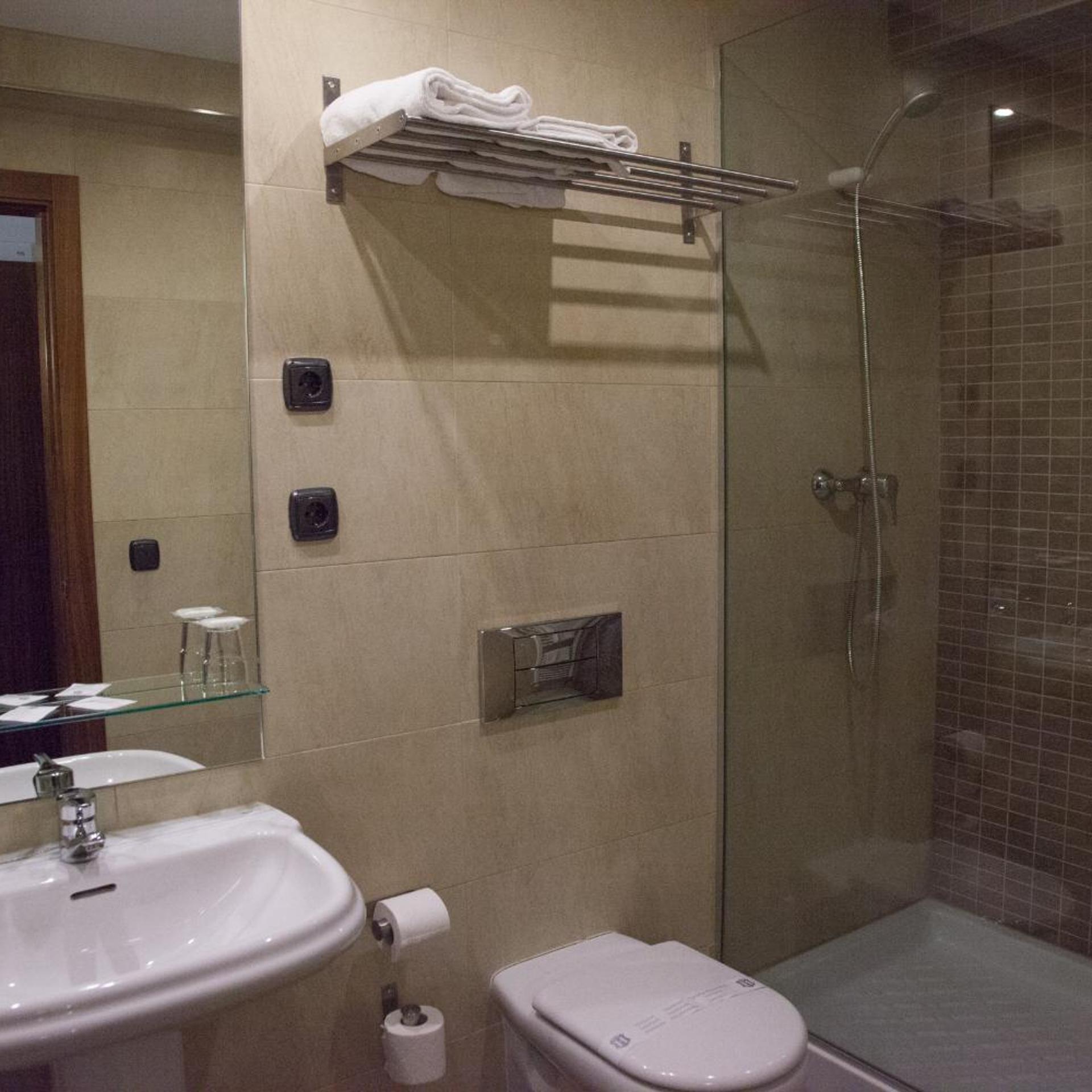 Hotel Izelai 20/25