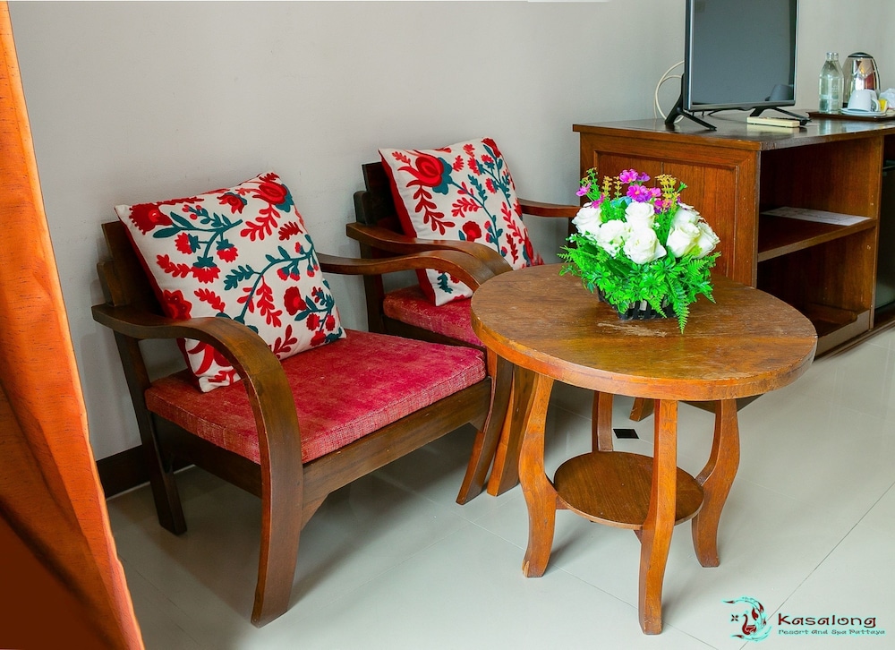Kasalong Resort Pattaya 30/50