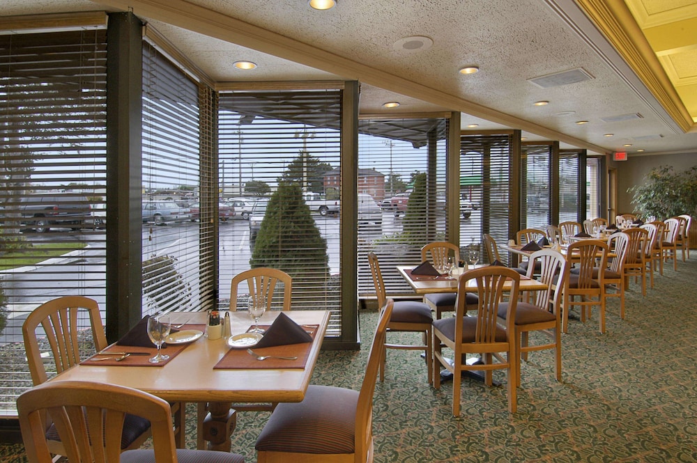 Red Lion Hotel Eureka 19/29